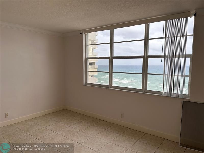 Image 8 of 20 For 750 Ocean Blvd  1409