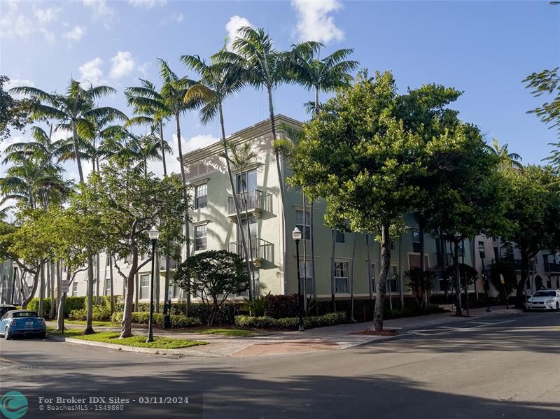 Details for 1900 Van Buren St  118b, Hollywood, FL 33020