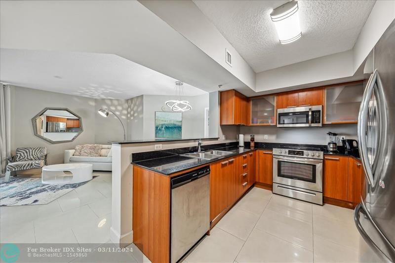 Image 10 of 21 For 16699 Collins Ave  4109