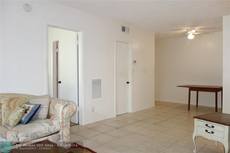 Image 11 of 42 For 649 Oakland Park Blvd  110a