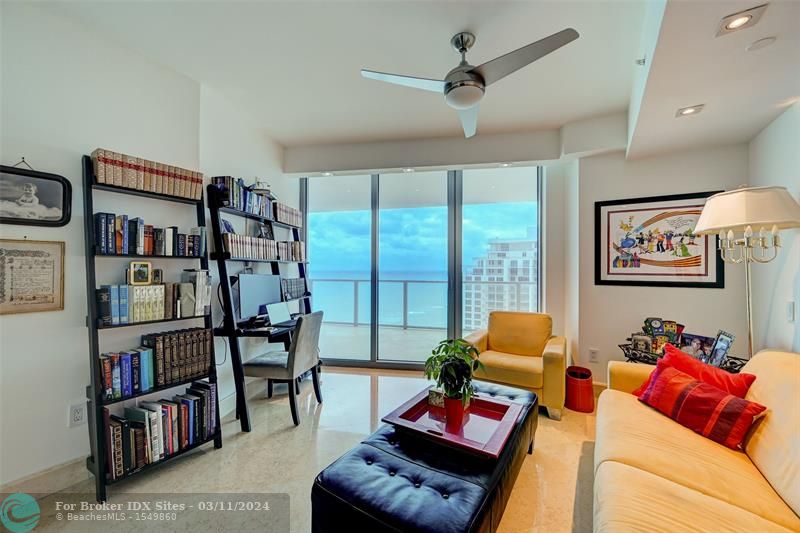 Image 36 of 76 For 3101 Ocean Dr  2703