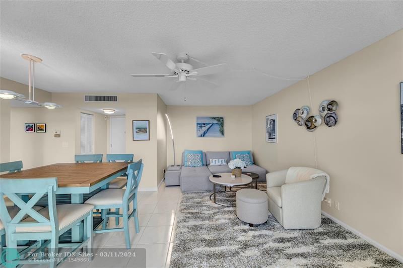 Image 17 of 42 For 2639 Riverside Dr  605