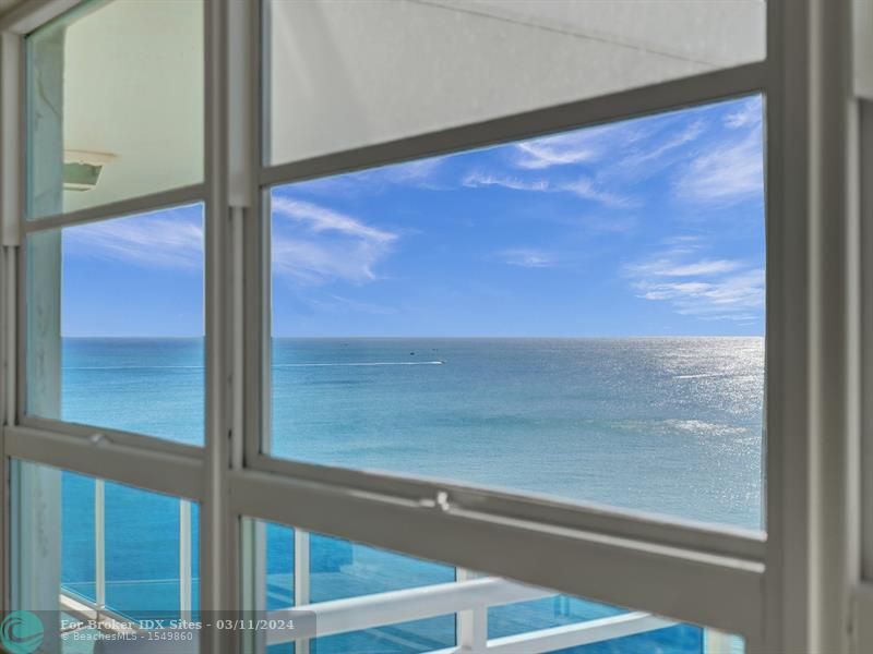 Image 11 of 77 For 3430 Galt Ocean Dr  1409