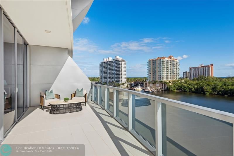 Image 18 of 24 For 920 Intracoastal Dr  603