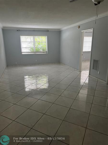 Image 4 of 18 For 649 Oakland Park Blvd  108a