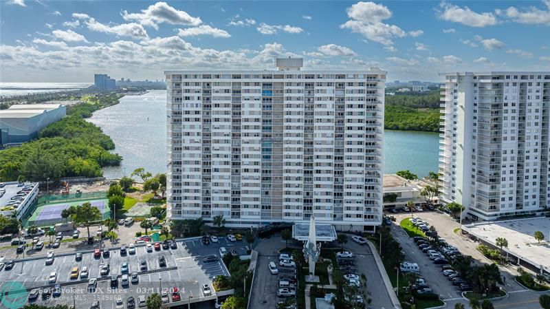 Details for 300 Bayview Dr  206, Sunny Isles Beach, FL 33160