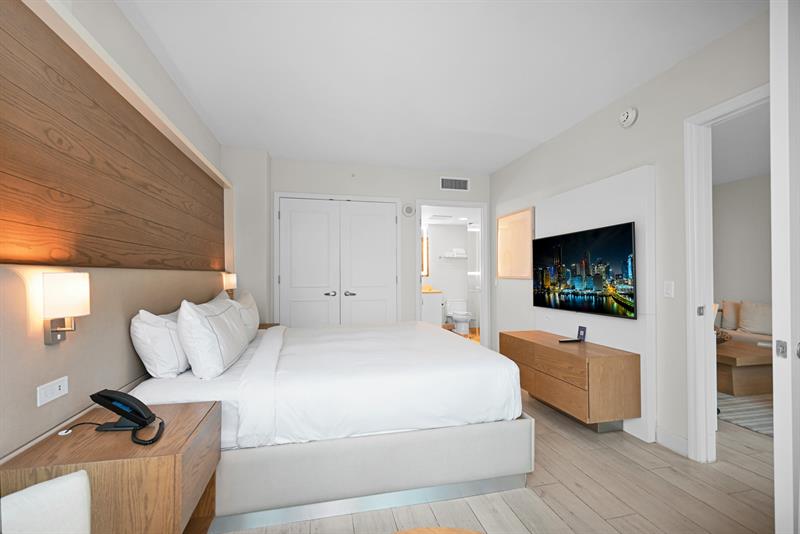 Image 22 of 49 For 505 Fort Lauderdale Beach Blvd  2214
