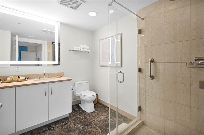 Image 27 of 49 For 505 Fort Lauderdale Beach Blvd  2214