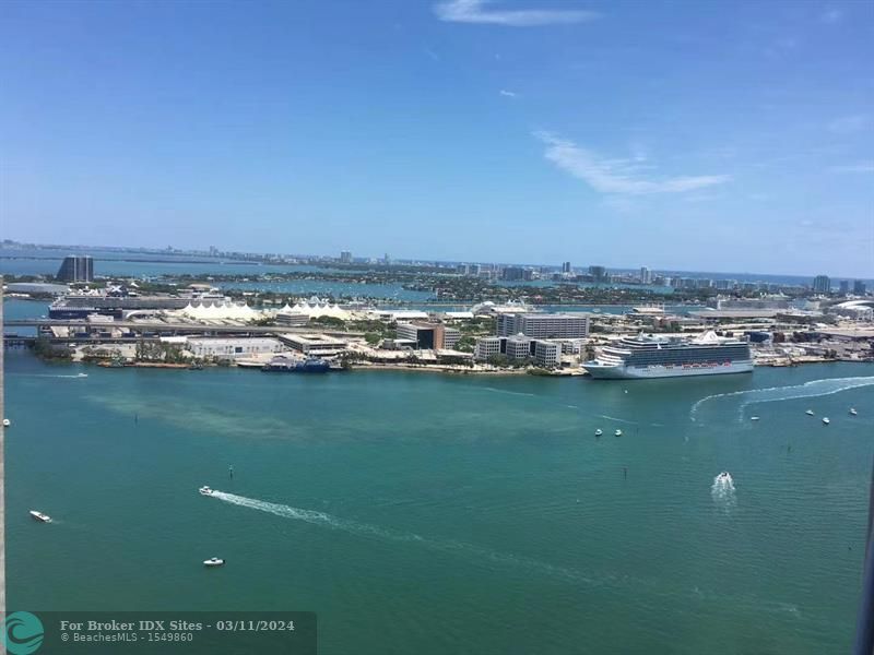 Details for 335 Biscayne Blvd  4004, Miami, FL 33131