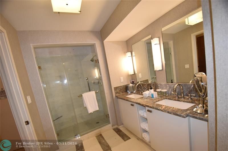 Image 18 of 23 For 551 Fort Lauderdale Beach Blvd  R2206