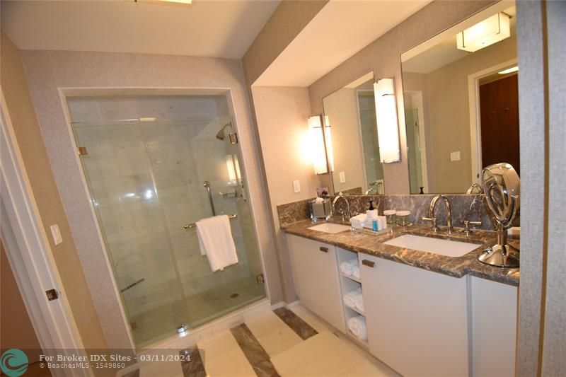 Image 10 of 25 For 551 Fort Lauderdale Beach Blvd  R2008