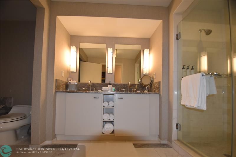 Image 13 of 21 For 551 Fort Lauderdale Beach Blvd  R2309