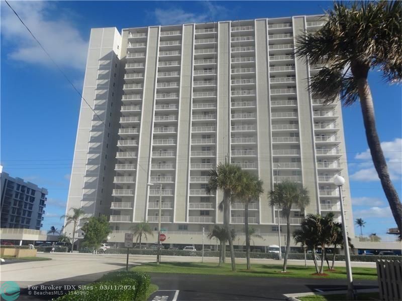 Image 4 of 10 For 750 Ocean Blvd  1704