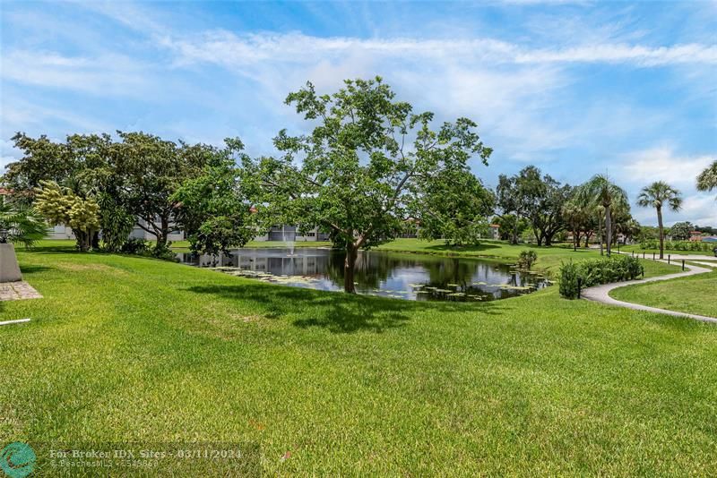 Details for 820 Hollybrook Dr  102, Pembroke Pines, FL 33025