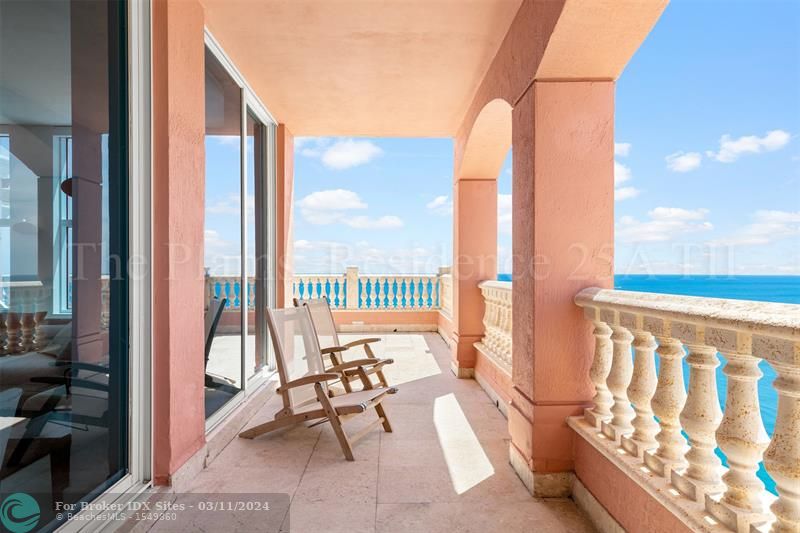 Image 16 of 71 For 2110 Ocean Blvd  25a