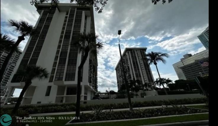Details for 1915 Brickell Ave  C1512, Miami, FL 33129