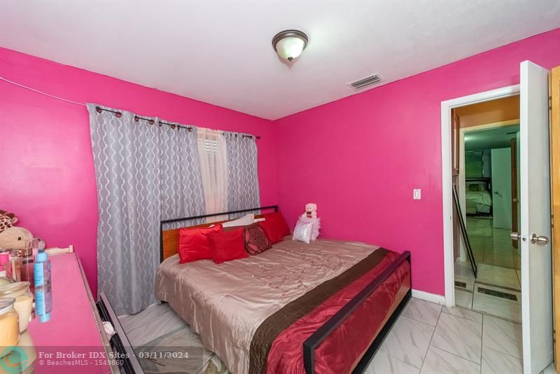 Image 10 of 36 For 5414 22 St  