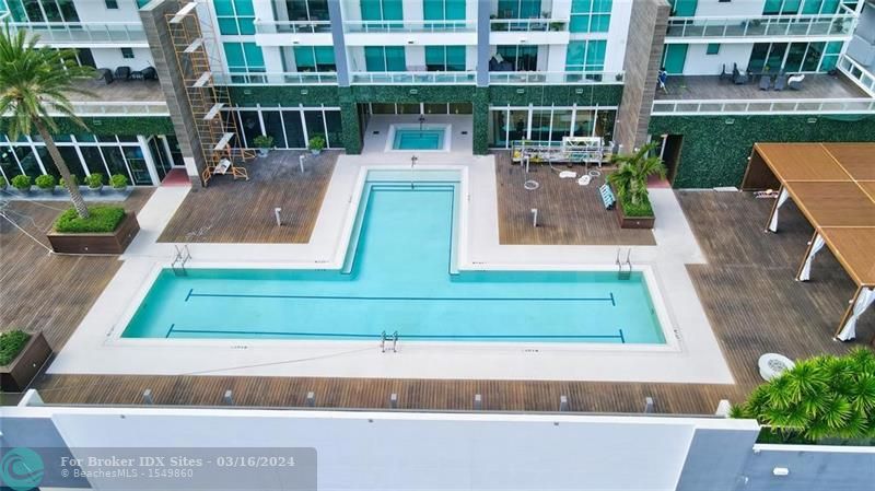 Image 40 of 47 For 1080 Brickell Ave  3700-3701