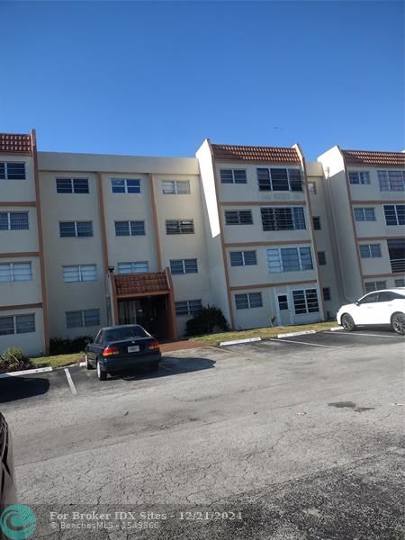 Listing Details for 2401 41st Ave  403, Lauderhill, FL 33313