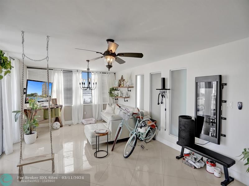 Image 11 of 47 For 18041 Biscayne Blvd  1805-4