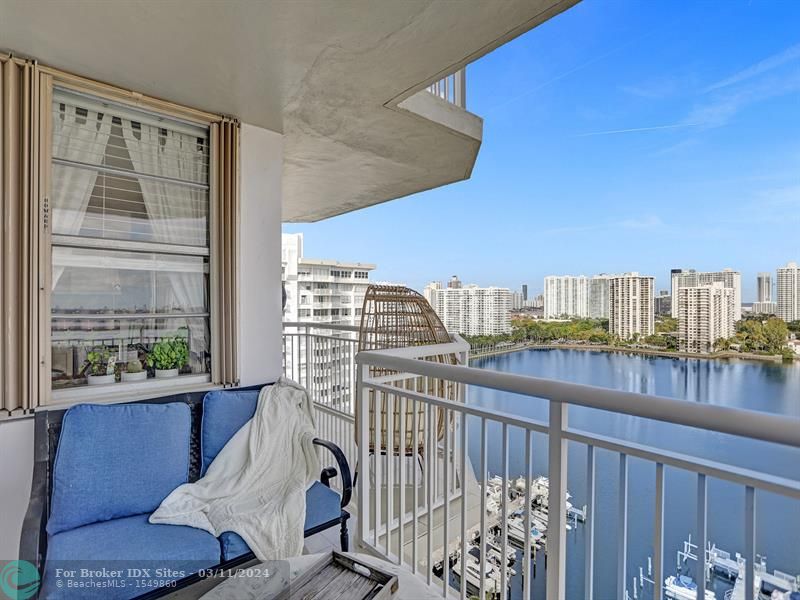 Image 16 of 47 For 18041 Biscayne Blvd  1805-4