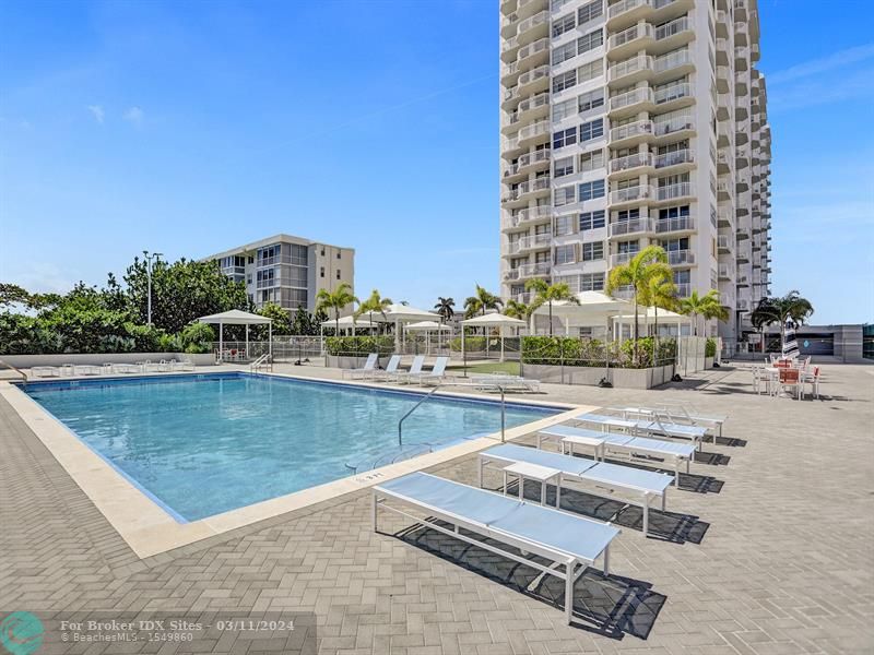 Image 39 of 47 For 18041 Biscayne Blvd  1805-4