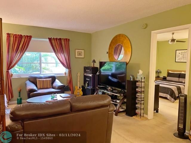 Image 4 of 28 For 639 Oakland Park Blvd  214d