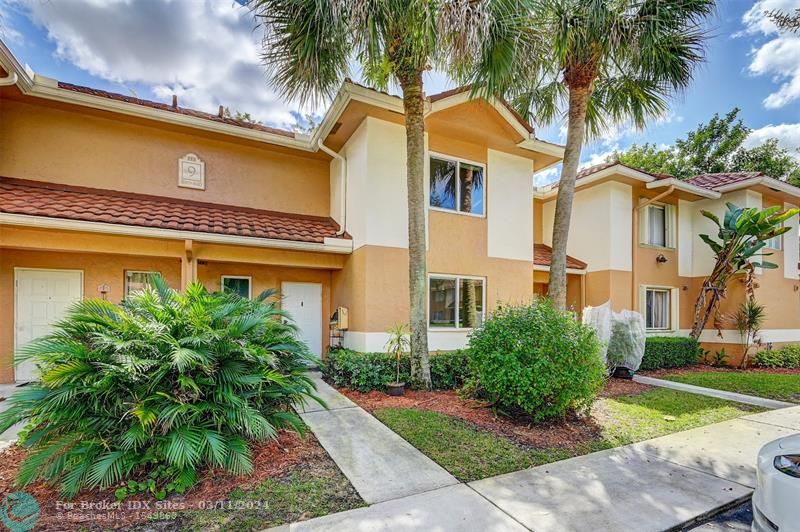 Details for 834 91st Ter  834, Plantation, FL 33324