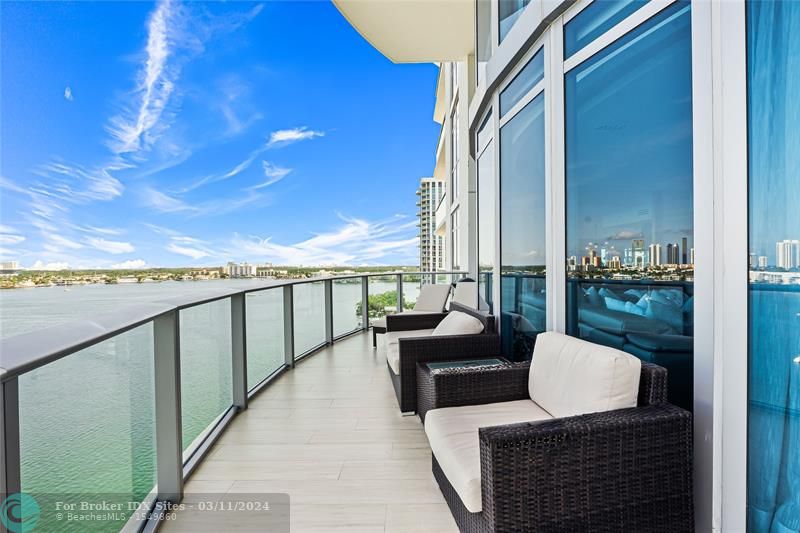 Image 50 of 62 For 17301 Biscayne Blvd  1011