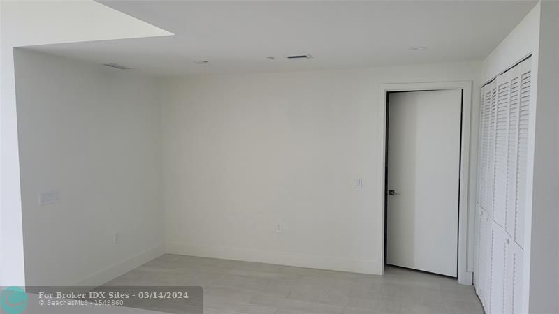 Image 11 of 60 For 2000 Metropica Way  1806