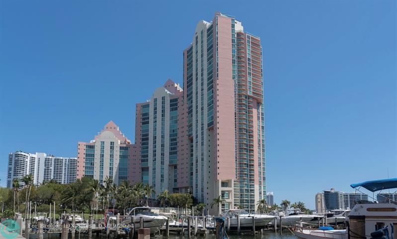 Details for 3340 190th St  302, Miami, FL 33180