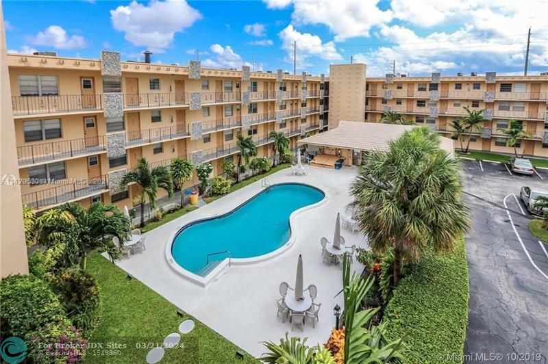 Details for 2145 Pierce St  332, Hollywood, FL 33020