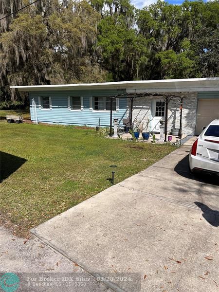 Details for 4045 Cr 402a, Lake Panasoffkee, FL 33538