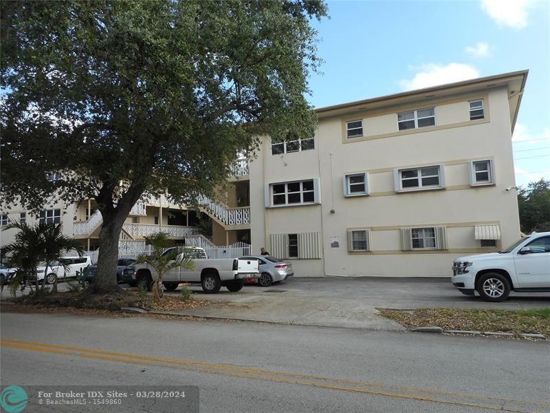 Details for 1958 Monroe St  110, Hollywood, FL 33020