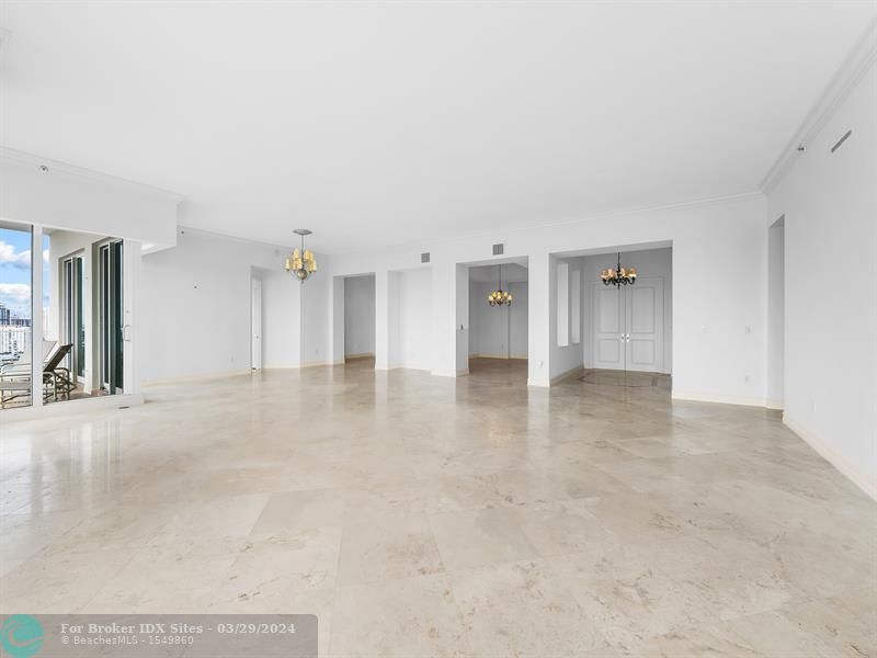 Image 11 of 57 For 3055 Harbor Dr  1802