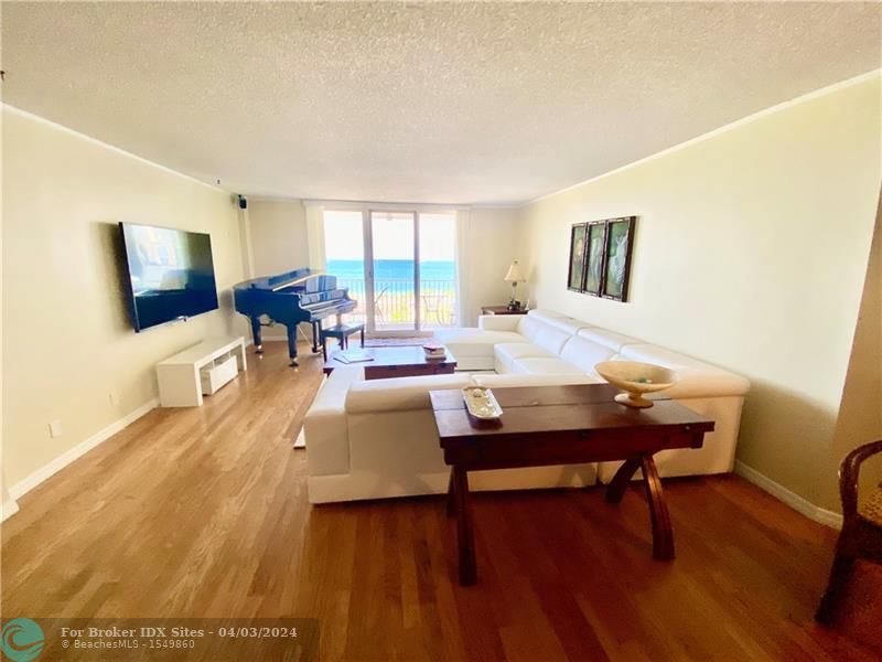 Details for 1 Las Olas Circle  1204, Fort Lauderdale, FL 33316