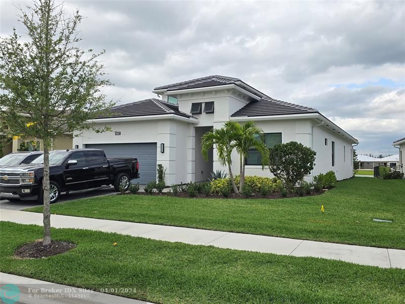 Image 2 of 66 For 15617 Longboat Key Dr