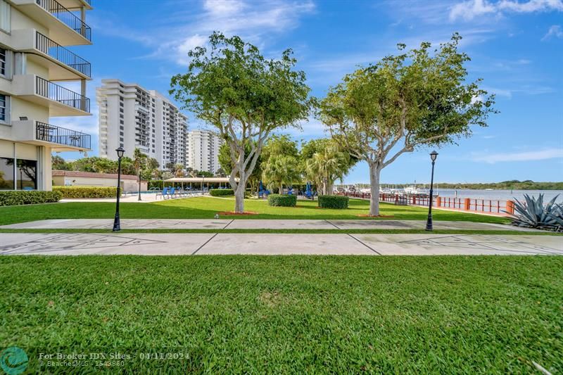 Image 41 of 51 For 2121 Ocean Blvd  704w