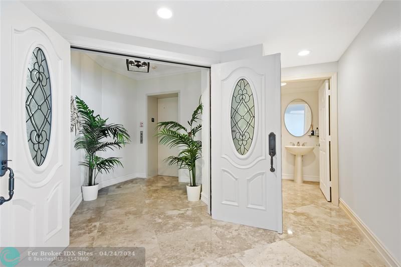 Image 6 of 54 For 6051 Ocean Dr  807n