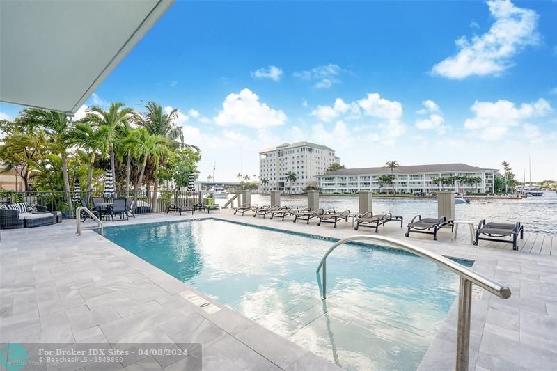 Details for 3233 32nd Ave  802, Fort Lauderdale, FL 33308