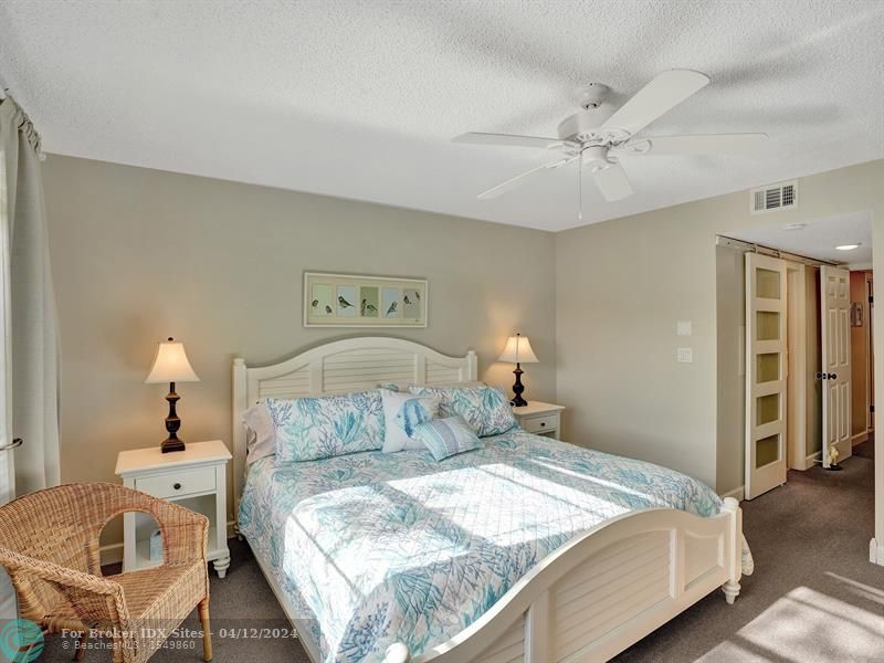 Image 24 of 44 For 6080 Sabal Palm Blvd  305