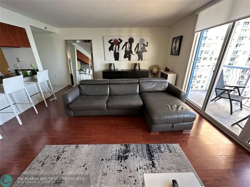 Image 2 of 9 For 1200 Brickell Bay Dr  1901