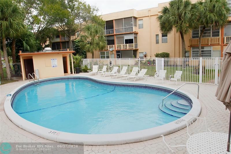 Image 18 of 23 For 8400 Lagos De Campo Blvd  302