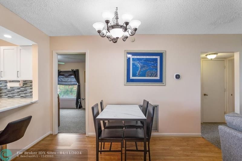 Image 16 of 42 For 6211 Sun Boulevard  201