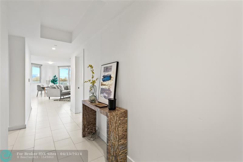 Image 3 of 25 For 4250 Biscayne Blvd  402