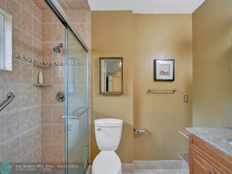 Image 35 of 66 For 6624 Thornhill Ct  6624