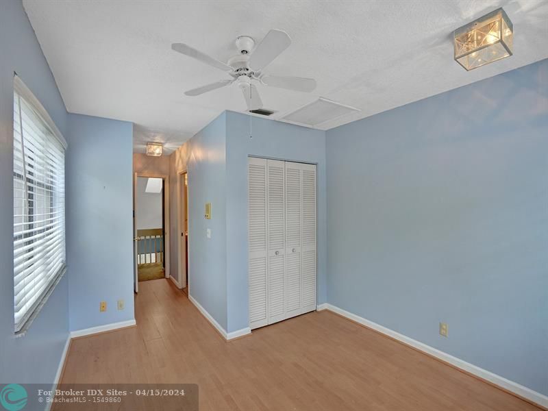 Image 38 of 66 For 6624 Thornhill Ct  6624