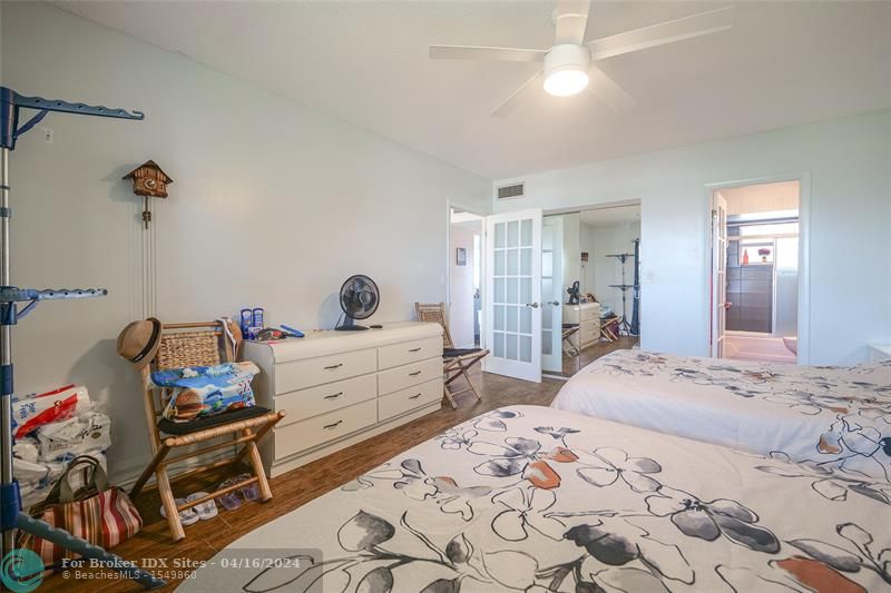 Image 18 of 51 For 4331 16th St  306-d