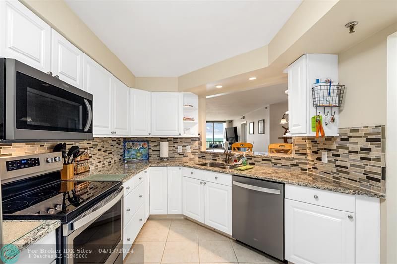 Image 16 of 32 For 9650 Ocean Dr  1607