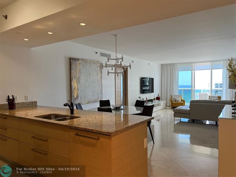 Image 21 of 46 For 1830 Ocean Dr  2203